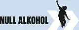 schwarz-weiß-Logo der Kampagne "Null Alkohol - Voll Power" für farbigen Hintergrund: schwarze Schrift auf blauem Hintergrund "NULL ALKOHOL", daneben zwei dicke, weiße Pfeile, in deren Mitte ein Mensch (als Schatten dargestellt) in die Luft springt.