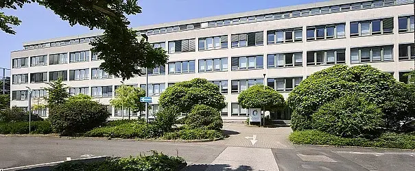 Außenansicht Gebäude des Bundesinsituts für Öffentliche Gesundheit