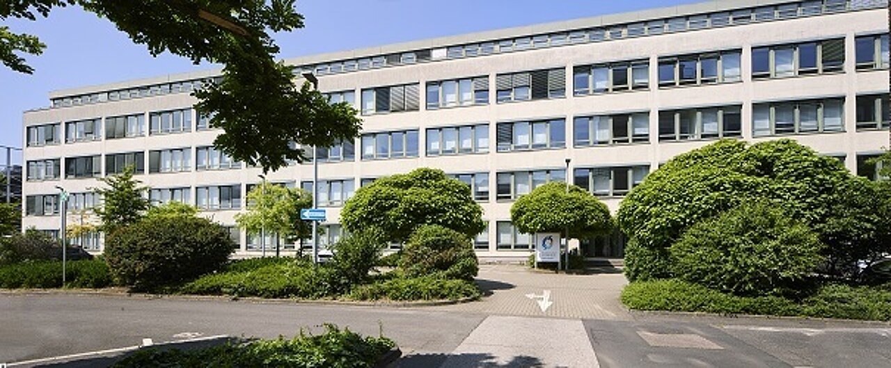 Außenansicht Gebäude des Bundesinsituts für Öffentliche Gesundheit